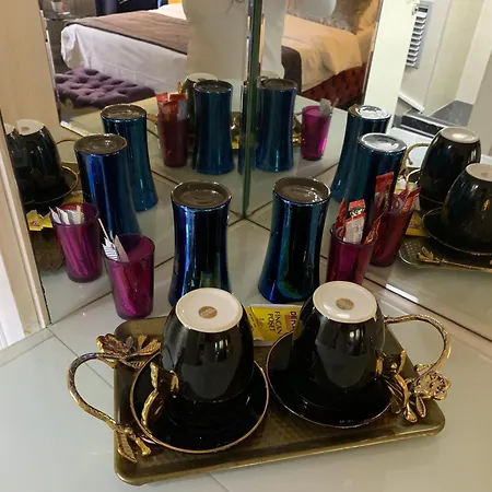 Luxury Pera House 3*