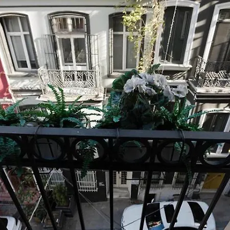 Luxury Pera House Hotel 3*