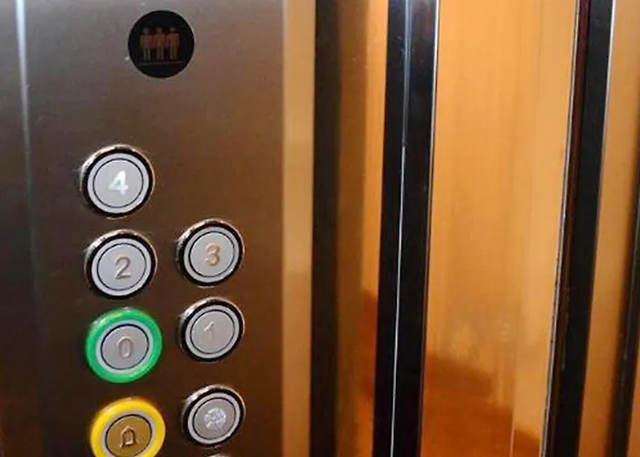 Hotel Luxury Pera House 3*