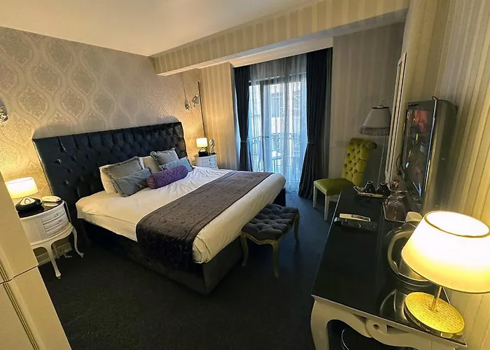 Luxury Pera House Hotel