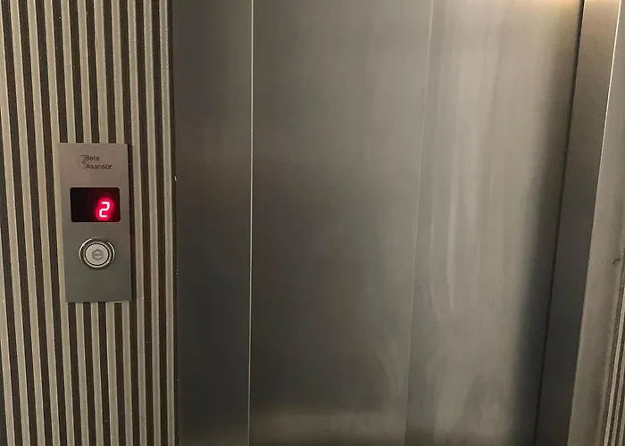 Luxury Pera House 3*